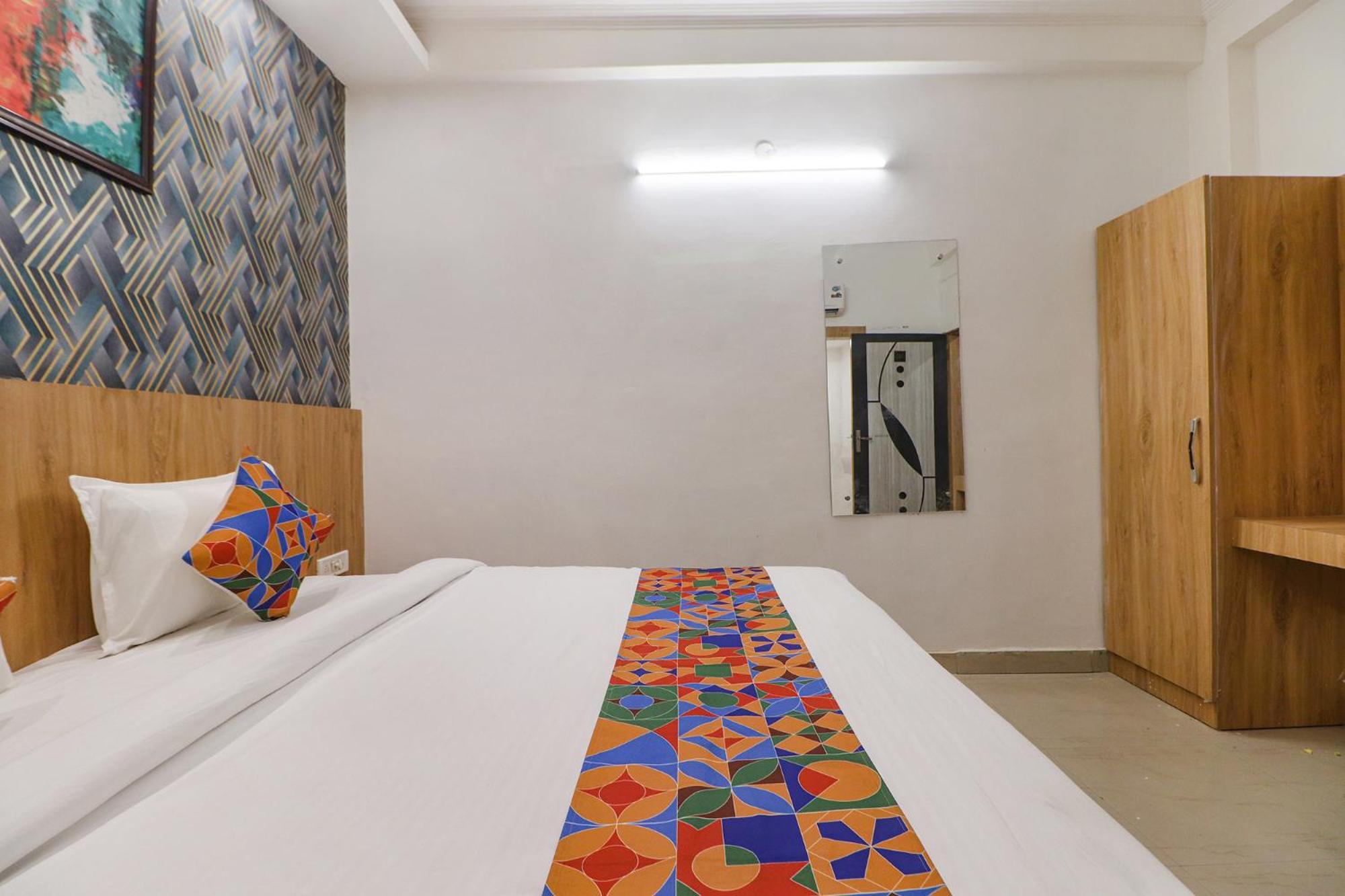 Fabhotel Rainbow Villa Near Igi Airport New Delhi Nova Deli Exterior foto